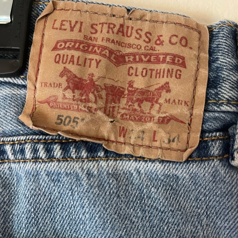 Vintage Levi 505’s 34 x 34